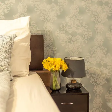 Spacious N' Cozy 5bedroom On Terez Boulevard Apartament *