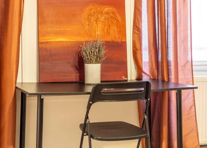 Spacious N' Cozy 5bedroom On Terez Boulevard Appartement *