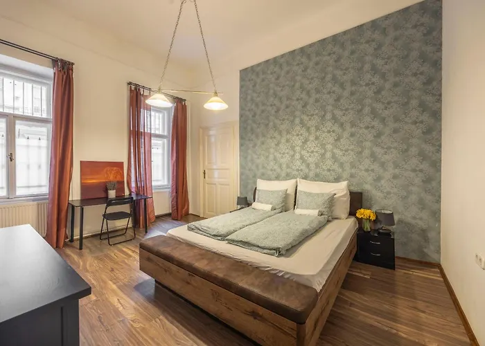 Spacious N' Cozy 5bedroom On Terez Boulevard Appartement *
